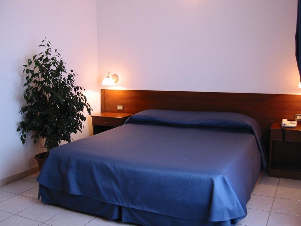 Hotel Su Giudeu Chia Oda fotoğraf