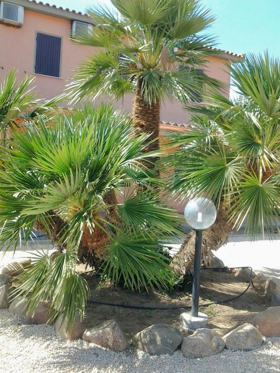 Hotel Su Giudeu Chia Dış mekan fotoğraf