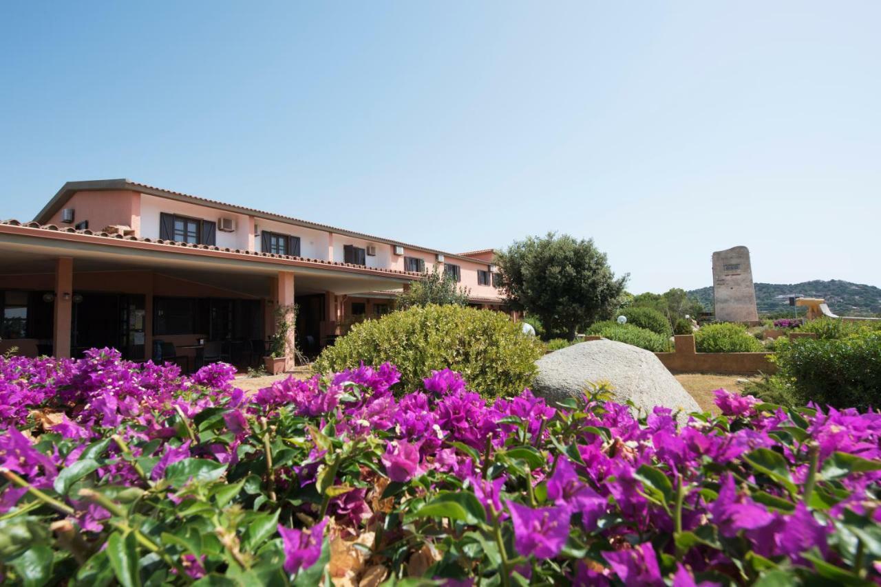 Hotel Su Giudeu Chia Dış mekan fotoğraf